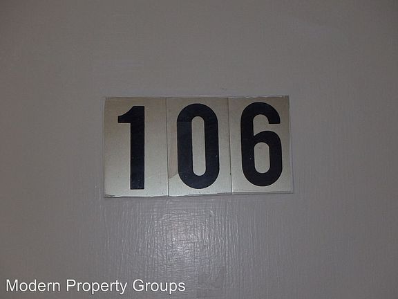 5th image of 108 Sieville Ave APT 108