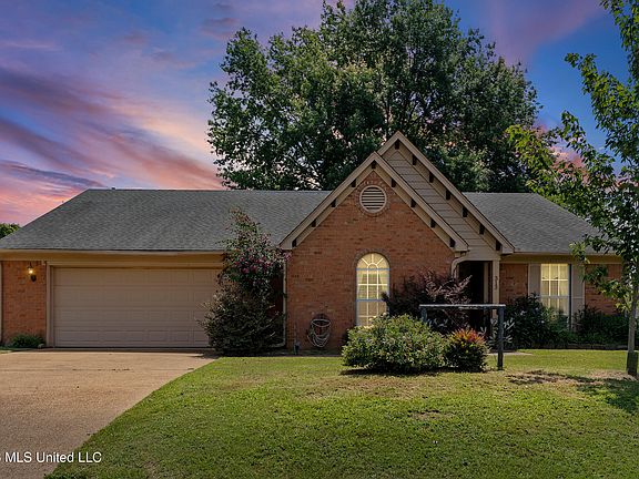 4th image of 313 Hunter Dr