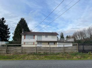 6115 9th Ave, Burnaby, BC V3N 2T4