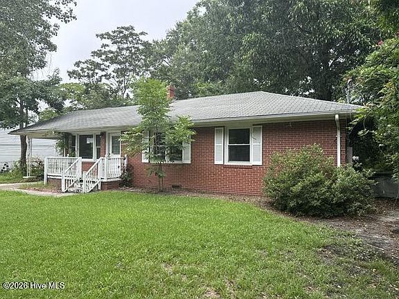 2nd image of 105 Red Oak Street