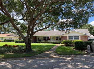 1614 Sheffield Dr, Clearwater, FL 33764