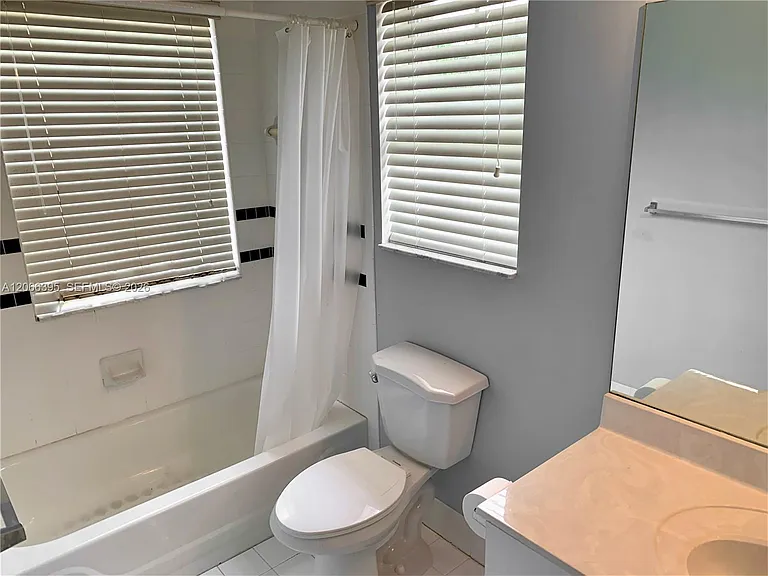 1130 Buttonwood Ln #- — Photo 27