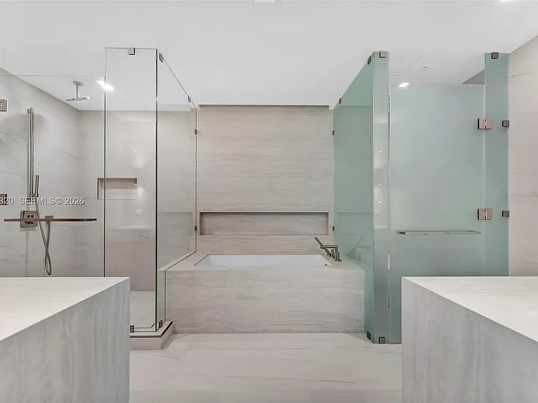 900 N Ocean Blvd #1202 — Photo 24
