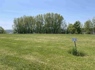 323 Eastridge Cir #27, Reedsburg, WI 53959