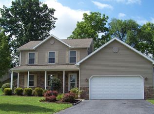 13 Wargo Ln, Dillsburg, PA 17019