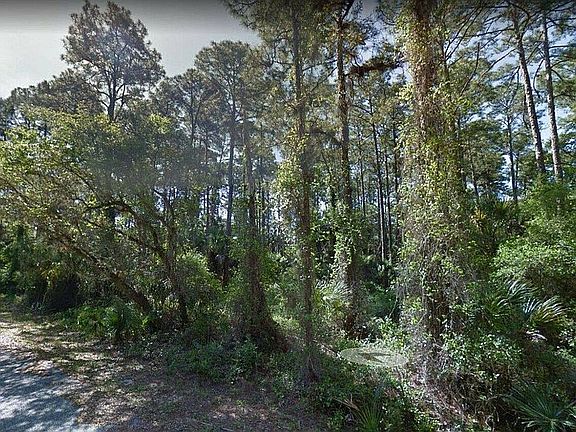 3rd image of 17469 Quentin Ave