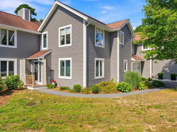 6 Aspen Rd Unit 6, Buzzards Bay, MA 02532