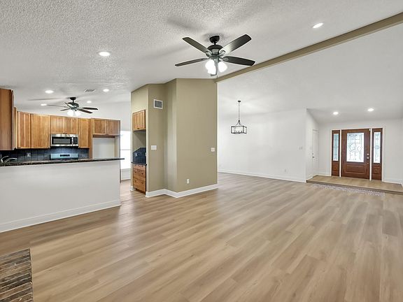 5th image of 23911 Spring Moss Dr
