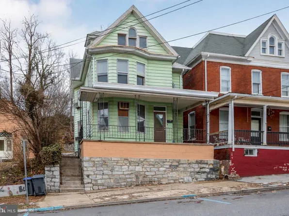 221 Pine St, Steelton, PA 17113