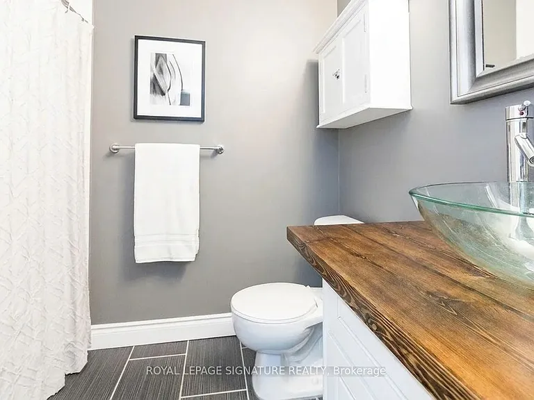 37 Succession Cres — Photo 7