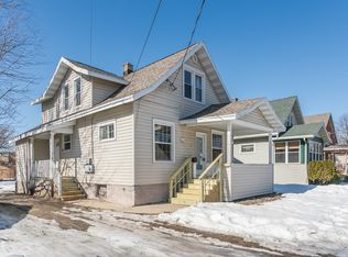 310 2nd St, Neenah, WI 54956