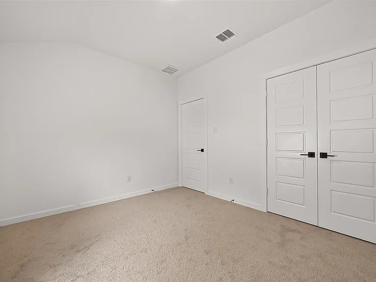29746 Bur Creek Ln — Photo 41