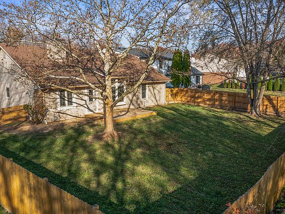 2nd image of 8121 Bay Brook Dr
