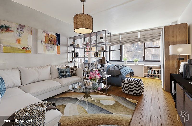 1st image of 301 E 40th St #4U