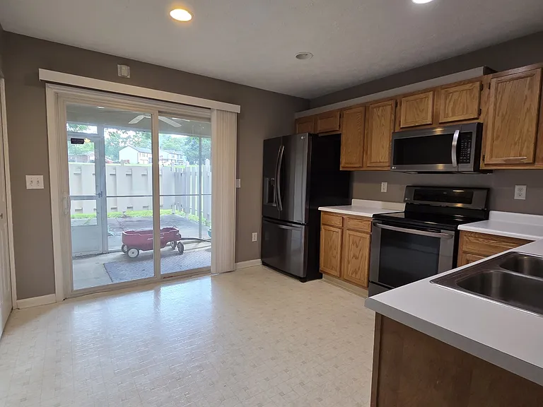 2405 Tarpon Bay Dr — Photo 5