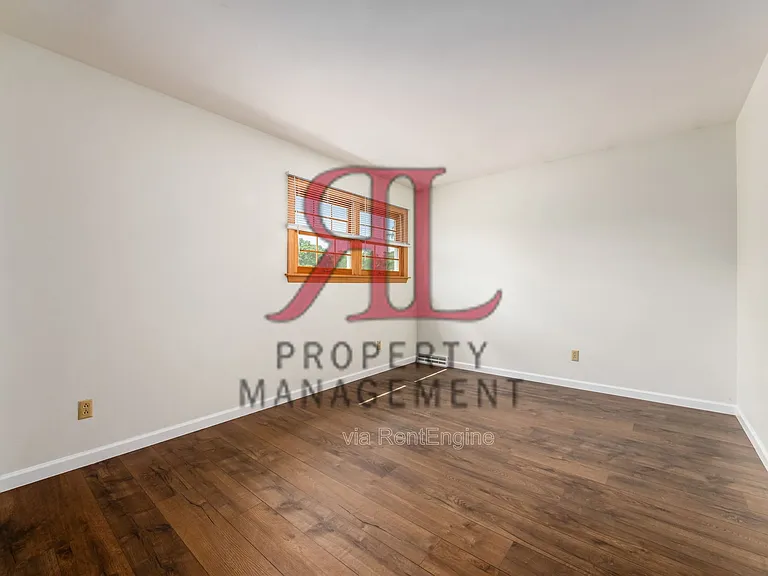 1627 Keats Ct — Photo 24
