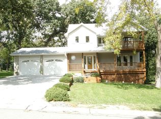 3815 Cypress Ct, Plattsmouth, NE 68048