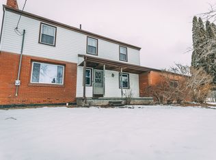 1156 W Pine River Rd, Breckenridge, MI 48615