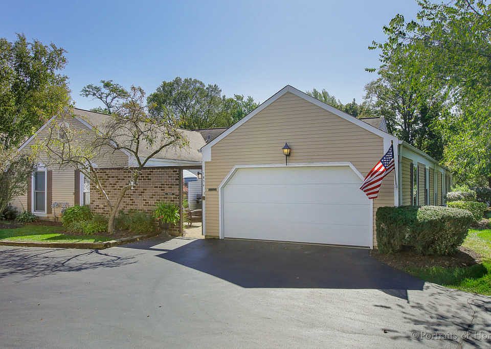 1st image of 1056 Dartmouth Dr