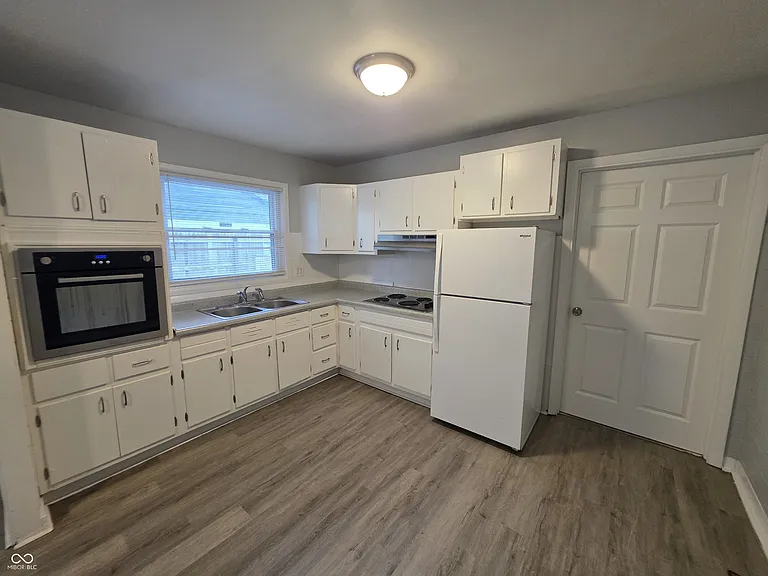 3416 N Hartman Dr — Photo 8