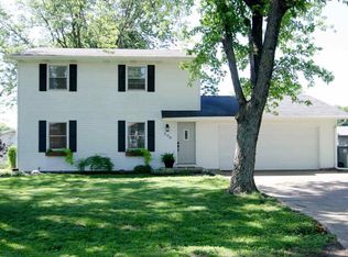 208 William St, Vincennes, IN 47591