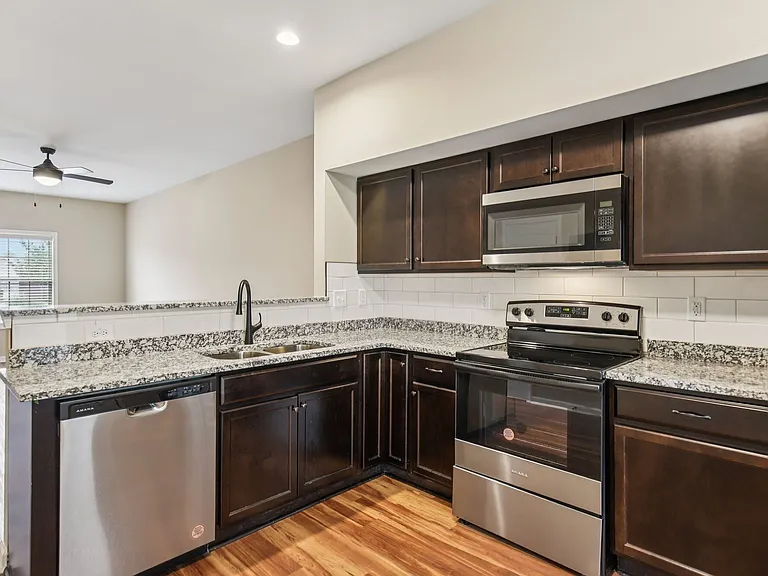 Ashton Ridge at Westcreek — Photo 6