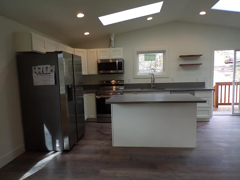 1400 Dollar St #1 — Photo 2