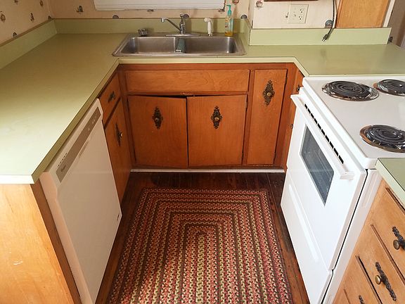 Main Kitchen Area