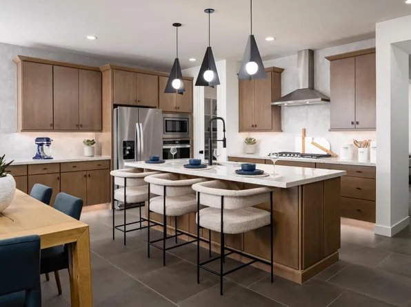 17692 Wildwood St, Surprise, AZ 85388