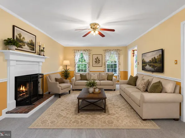1206 Cordova Dr, Lusby, MD 20657