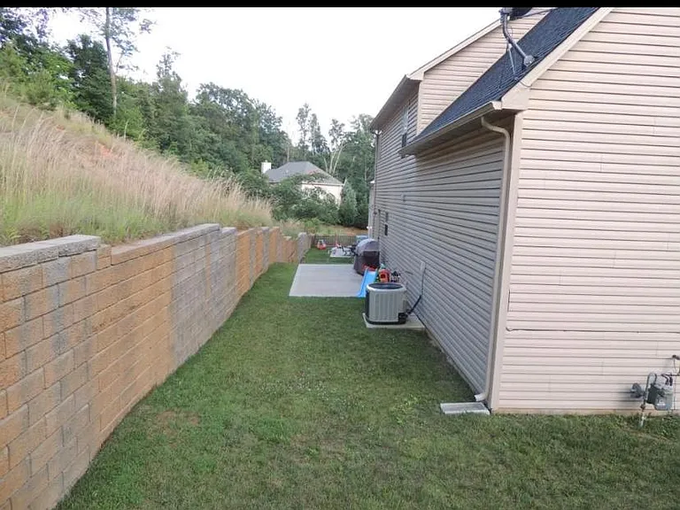 1112 Gilbert Station Ln — Photo 20