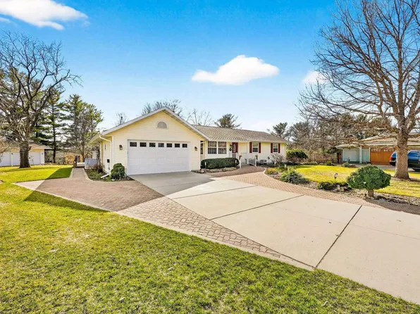 3506 Greendale Court, Janesville, WI 53546