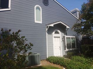 2590 Nut Tree Rd, Vacaville, CA 95687