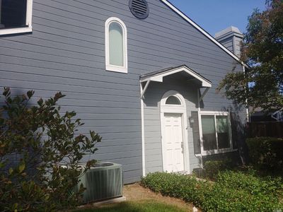 2590 Nut Tree Rd, Vacaville, CA, 95687