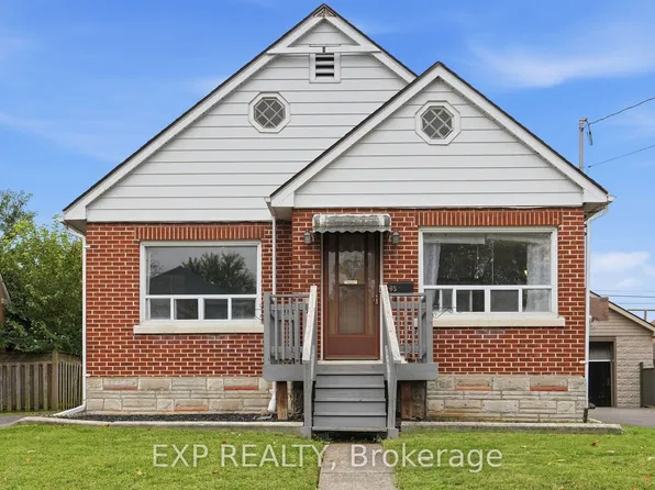 63 Lyons Ave, Welland, ON L3B 1L8