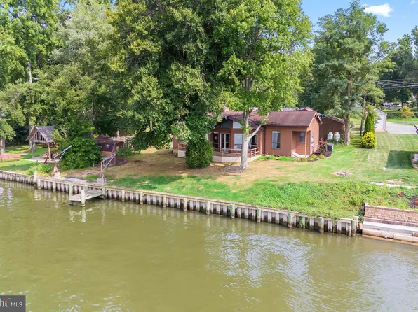 79 River Rd, Chesapeake City, MD 21915