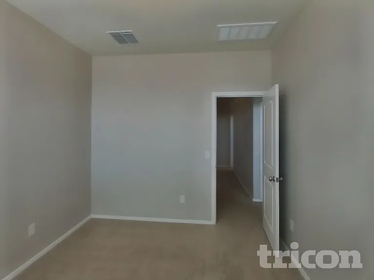 5250 E Wallace Way — Photo 9