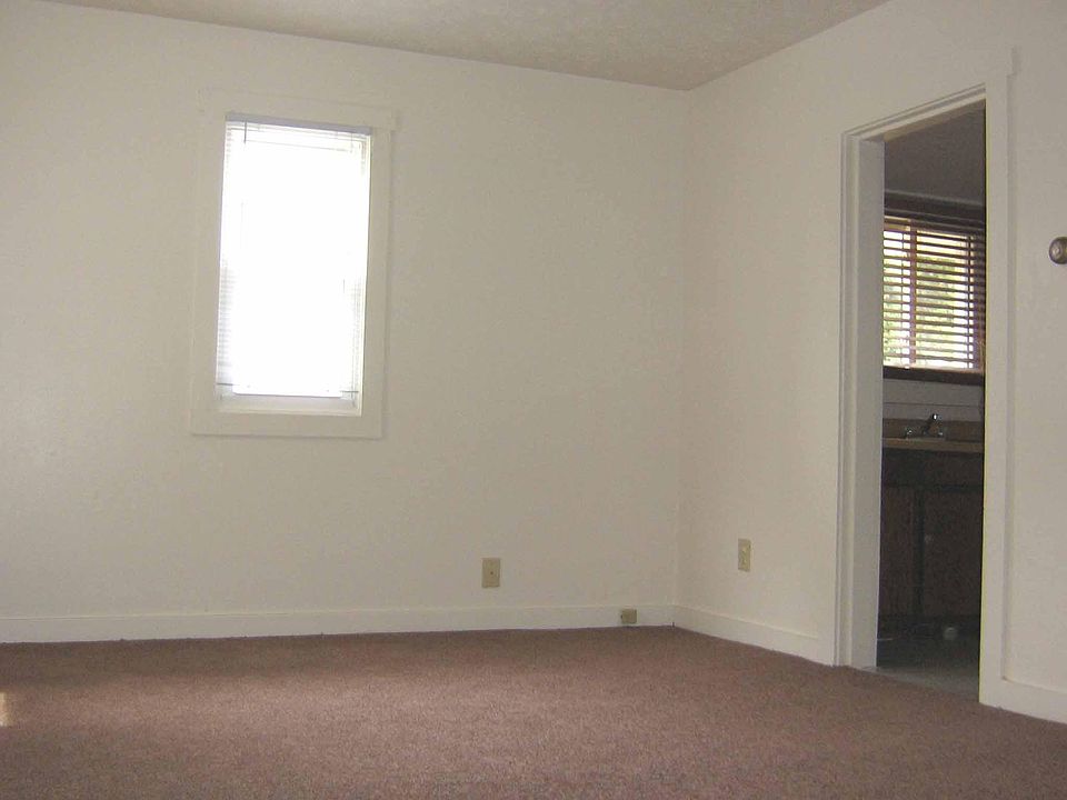 2nd image of 370 W Broadway St APT 2