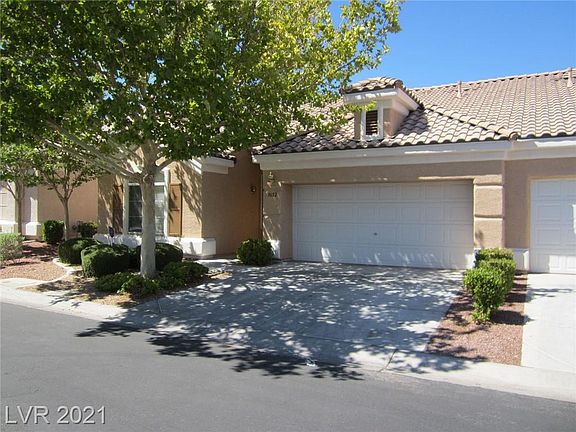 3rd image of 9652 Emeraude Ave