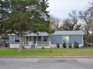 969 N Horton St, La Grange, TX 78945