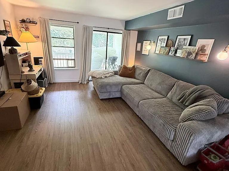 290 Appleby Dr #276 — Photo 4