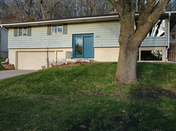 1610 11th Ave NE, Rochester, MN 55906