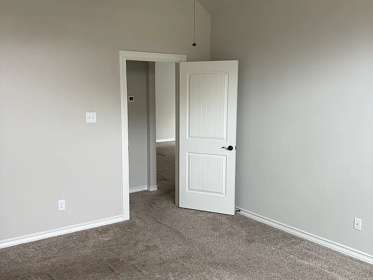 2418 Dianna Lee Dr — Photo 15