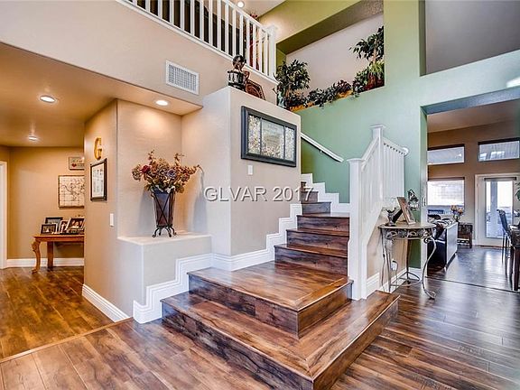 4th image of 8358 Vista Colorado St