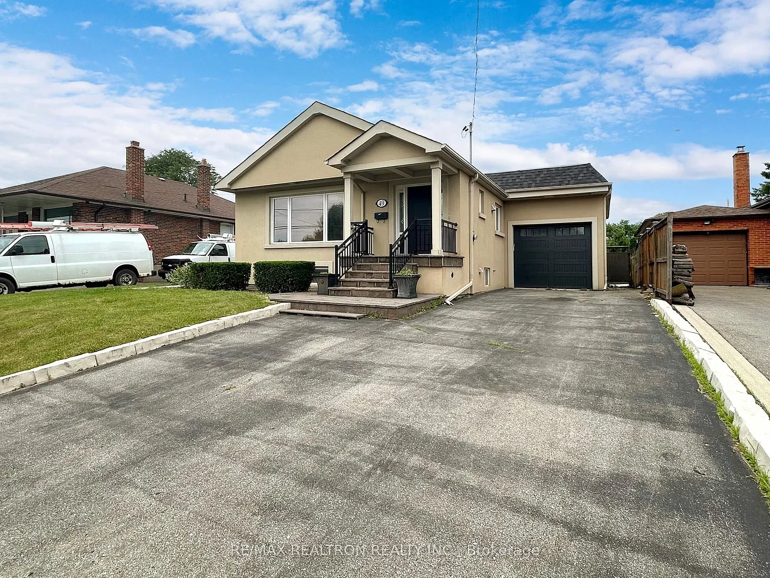 2 bed, $1,800 — Photo 2