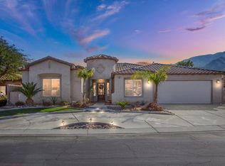 883 Summit Dr, Palm Springs, CA 92262