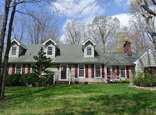 411 Old Pocket Rd, Lynch Station, VA 24571