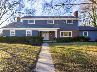 4225 Camborne Rd, Columbus, OH 43220