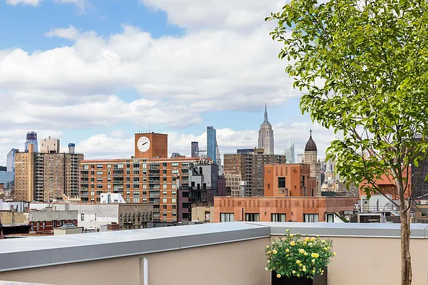 Sold by Douglas Elliman | media 18