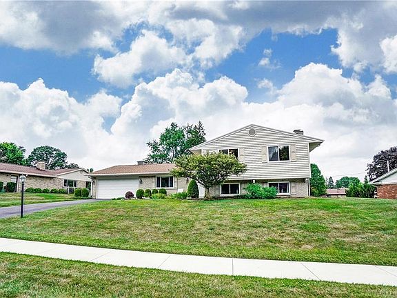 3rd image of 2313 Wrenside Ln